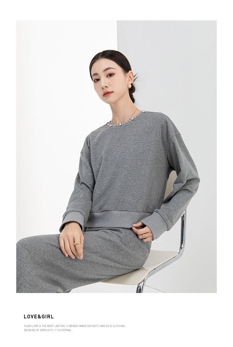 Bộ đồ thể thao nữ tay dài cổ tròn dáng rộng, phối quần dài ống suông — Màu xám (Quần 84151) chi tiết 18