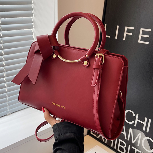 High-end Wedding Bag for Women, New Model Crossbody Bag with Large Capacity, Commute Red, Wedding Bride Handbag, Single Shoulder Bag