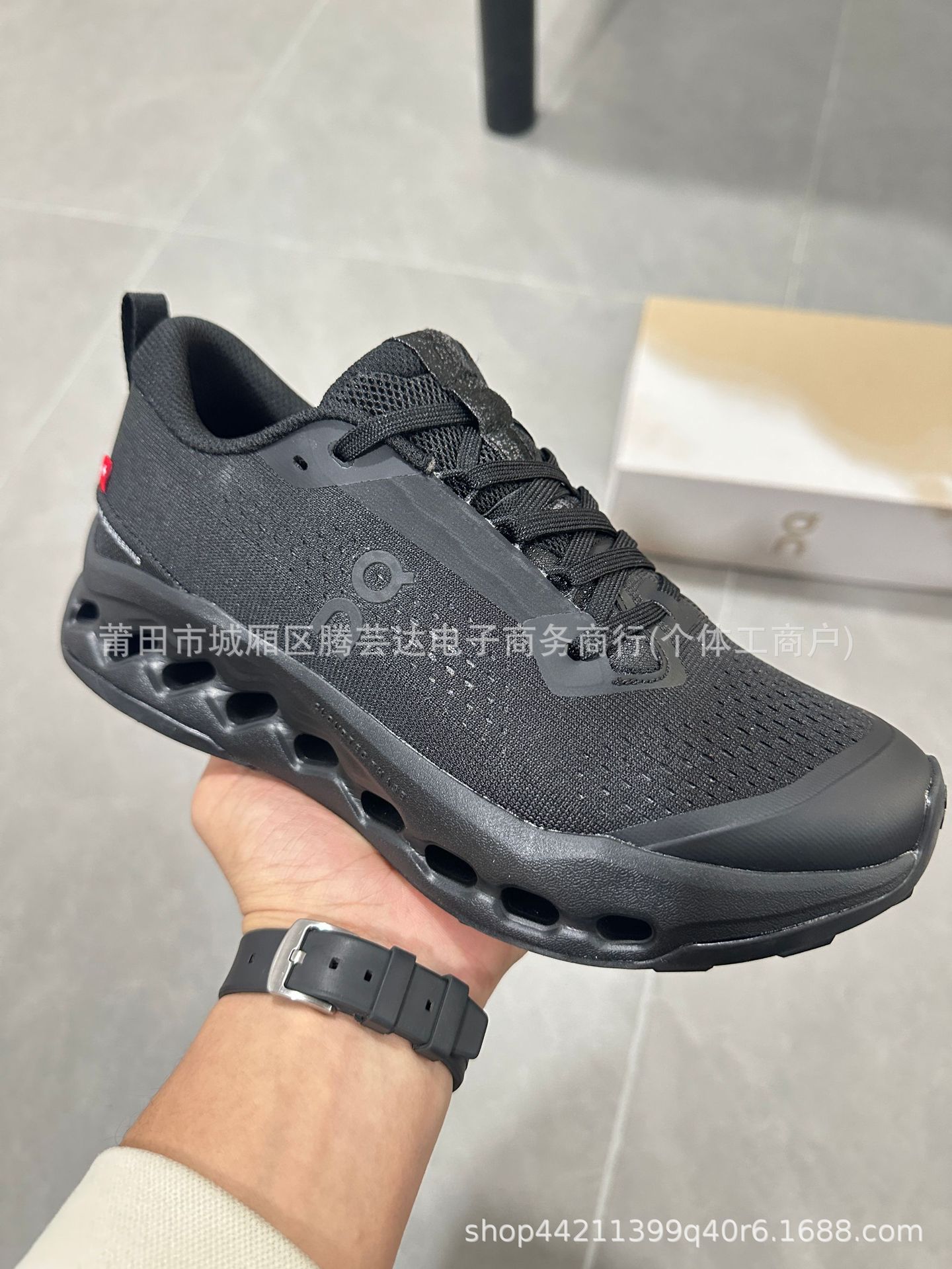 Fábrica de zapatos Putian Onn Run Cloudsurfer Max cómodos y transpirables zapatos deportivos casuales para hombres y mujeres