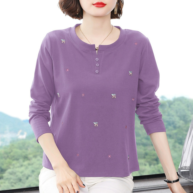 New Style Long-Sleeve T-Shirt for Middle-Aged Moms, Stylish and Loose-Fitting, Age-Reducing, Spring and Autumn Embroidered Base Layer, Plus-Size Women's Top New Style Long-Sleeve T-Shirt for Middle-Aged Moms, Stylish and Loose-Fitting, Age-Reducing, Spring and Autumn Embroidered Base Layer, Plus-Size Women's Top