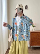 2026年秋装 复古花朵蓝色V领宽松女士针织衫毛线外套女批发