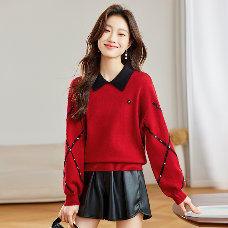 Demi-season red base body-friendly festive knitted sweater