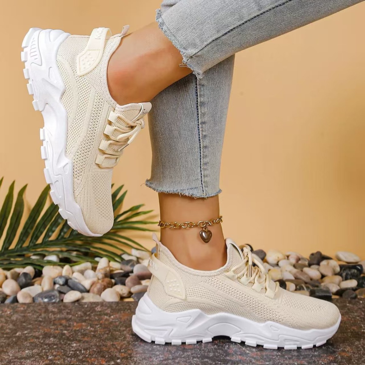 Zapatos mujer estilo caliente zapatos de verano zapatos de mujer red deportiva de todo fósforo zapatos individuales zapatos de mujer de comercio exterior malla voladora transfronteriza moda y transpirable image 5