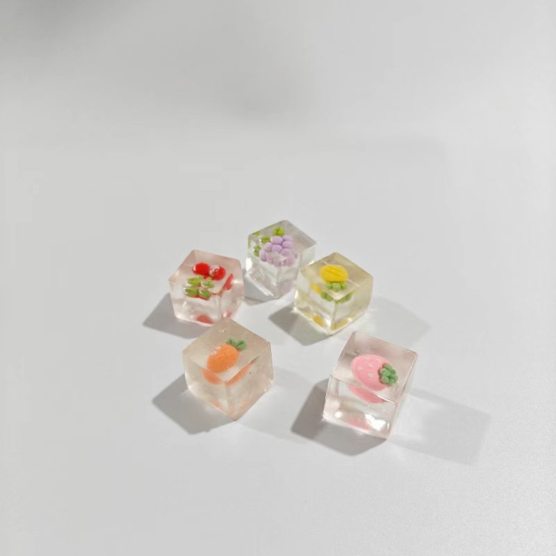 과일 아이스 큐브는 무작위로 배송됩니다