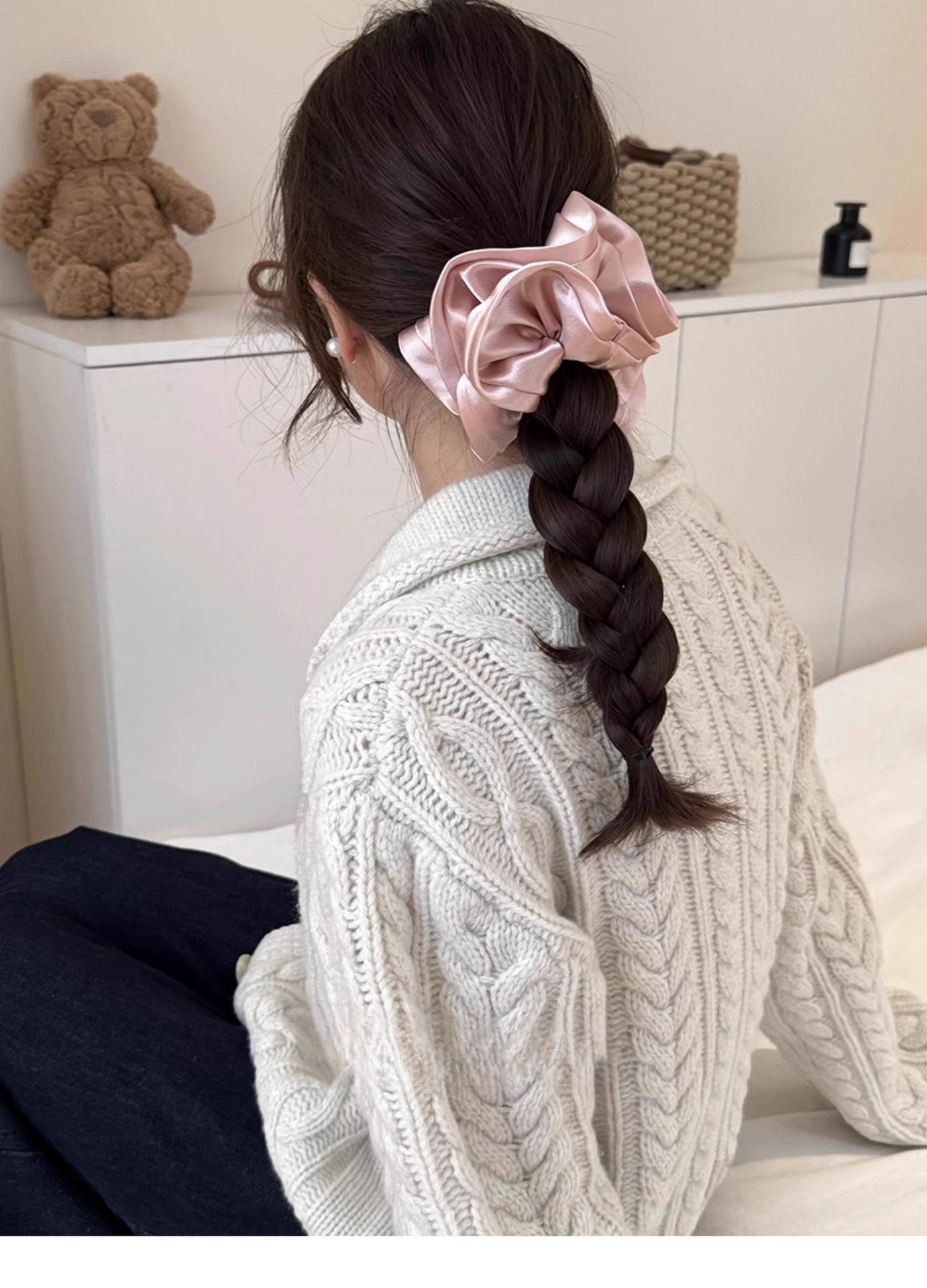 Korean Style Cyber Celebrity Pearlescent Satin Ruffled Large Intestine Hair Ring High-grade Tie Rope Women's Elegant Horseshoe Hair Rope Tie Head Flower