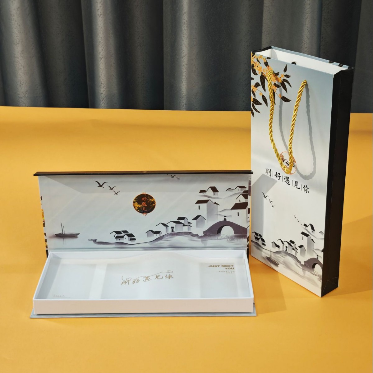 강남 운율 + 핸드백 + 고급 종이 + 무작위 인사말 카드