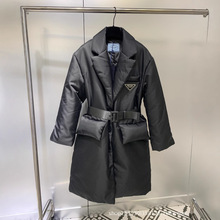 2024新女款双腰带再生尼龙面料三角点缀羽绒logo外套