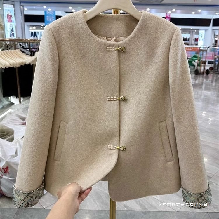 妈妈秋装洋气小香风毛呢外套2024新款红色中老年开衫新中式风上衣