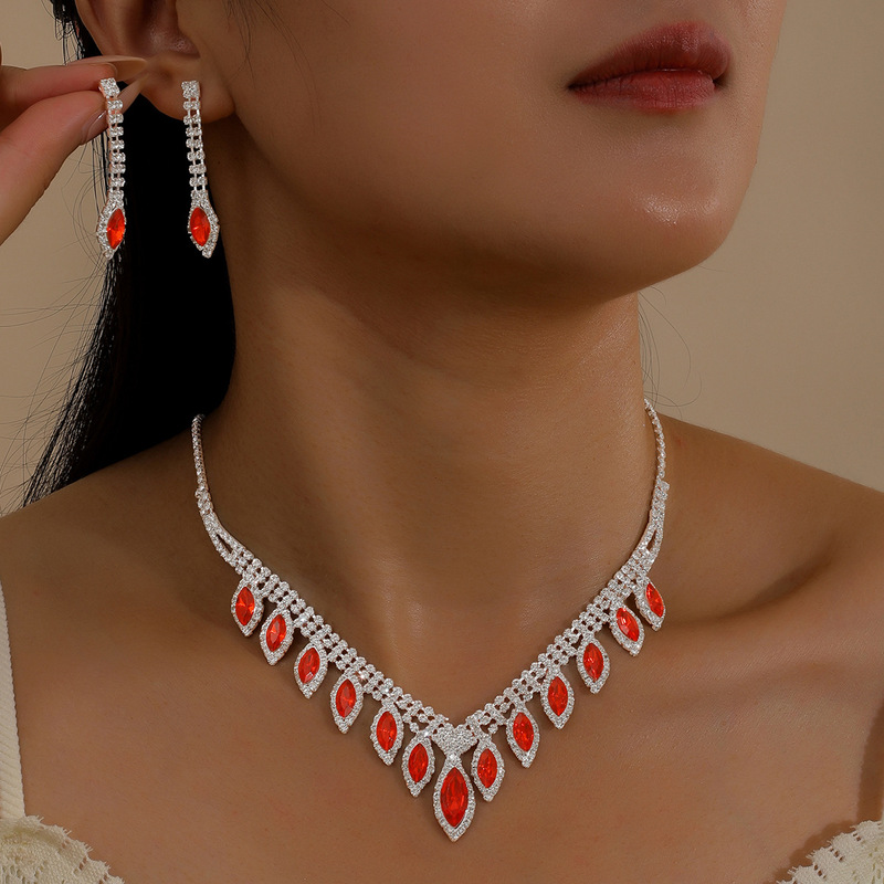 Cross-Border Fashion Bridal Wedding Dress Necklace Earrings Bracelet Set Marquise Shiny Fashion Wedding Jewelry Three Pieces