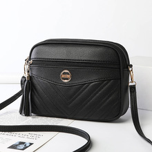 复古高级感手拿包包女2025秋冬新款简约小方包百搭单肩斜挎包bags