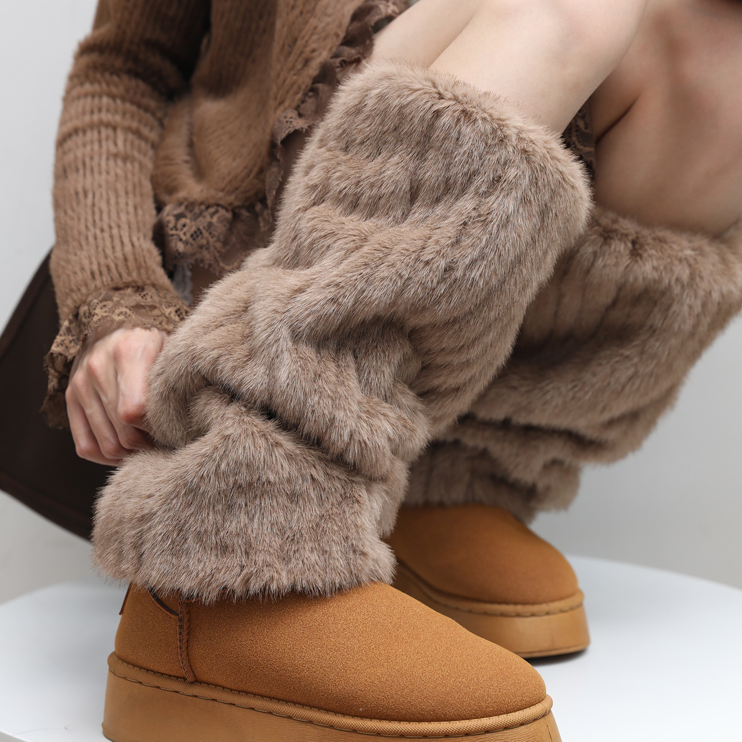 Scaldamuscoli autunnali e invernali per donna, calze spesse e calde, maniche al polpaccio in peluche, stivali da neve in pelliccia di Maillard Y2k_voghion.com