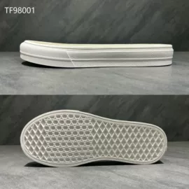 鞋底;鞋垫/增高垫