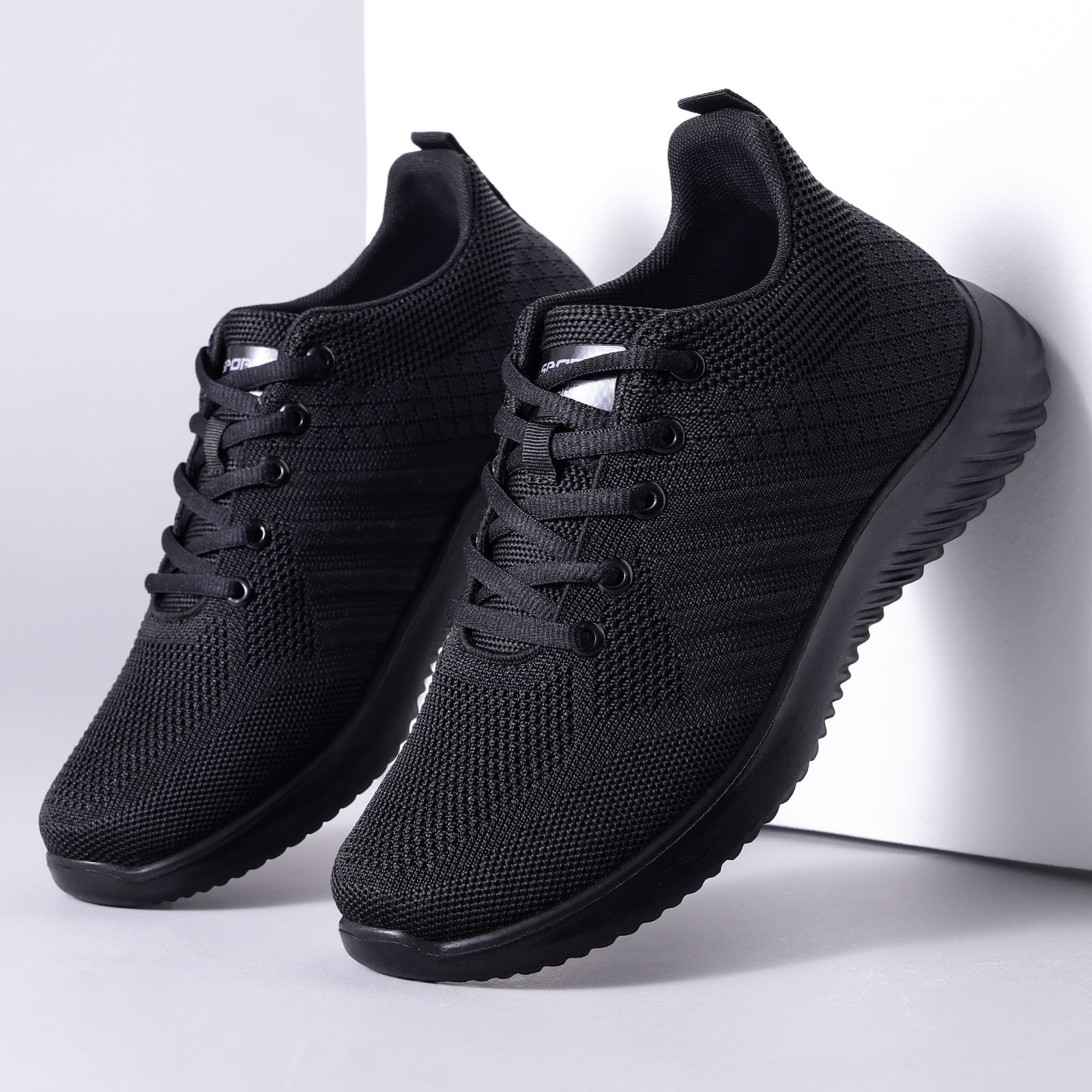 Zapatos deportivos informales para hombre, novedad de primavera, zapatos de trabajo transpirables con suela blanda, zapatos de malla para correr, zapatos de moda, zapatillas de deporte para hombre