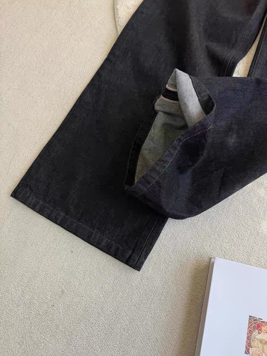 Vaqueros de mezclilla cruda de alta calidad, negros, con dobladillo rojo, corte estrecho, pierna recta, ligeramente acampanados, de corte ancho en A, resistentes y lavados.