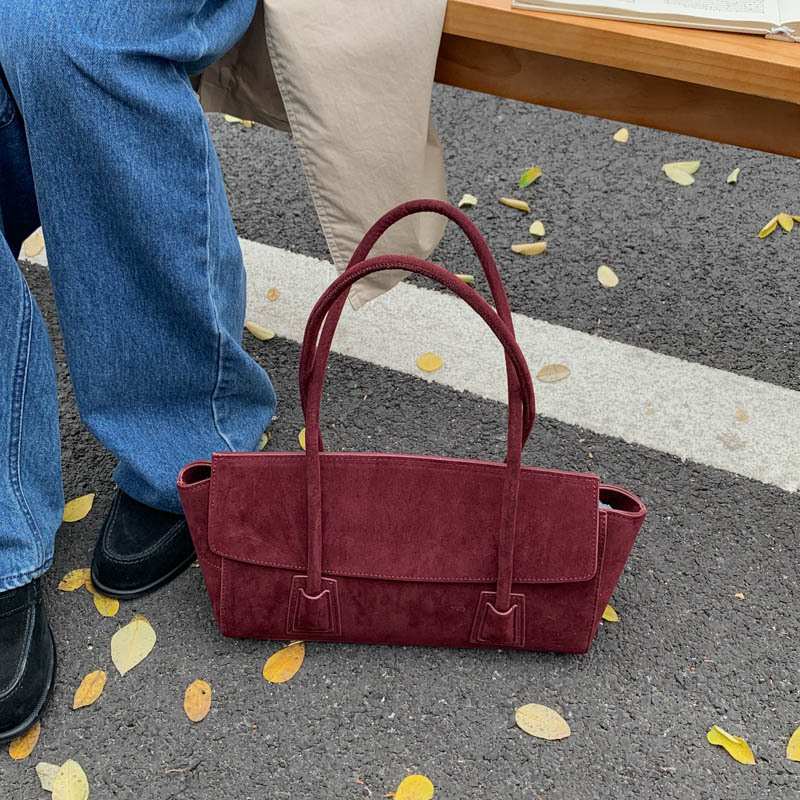 Cross-Border Luxury Niche Wing Bag For Women 2025 Autumn/Winter New Suede Versatile Commuter Shoulder Underarm Baguette Bag - Thumbnail 3