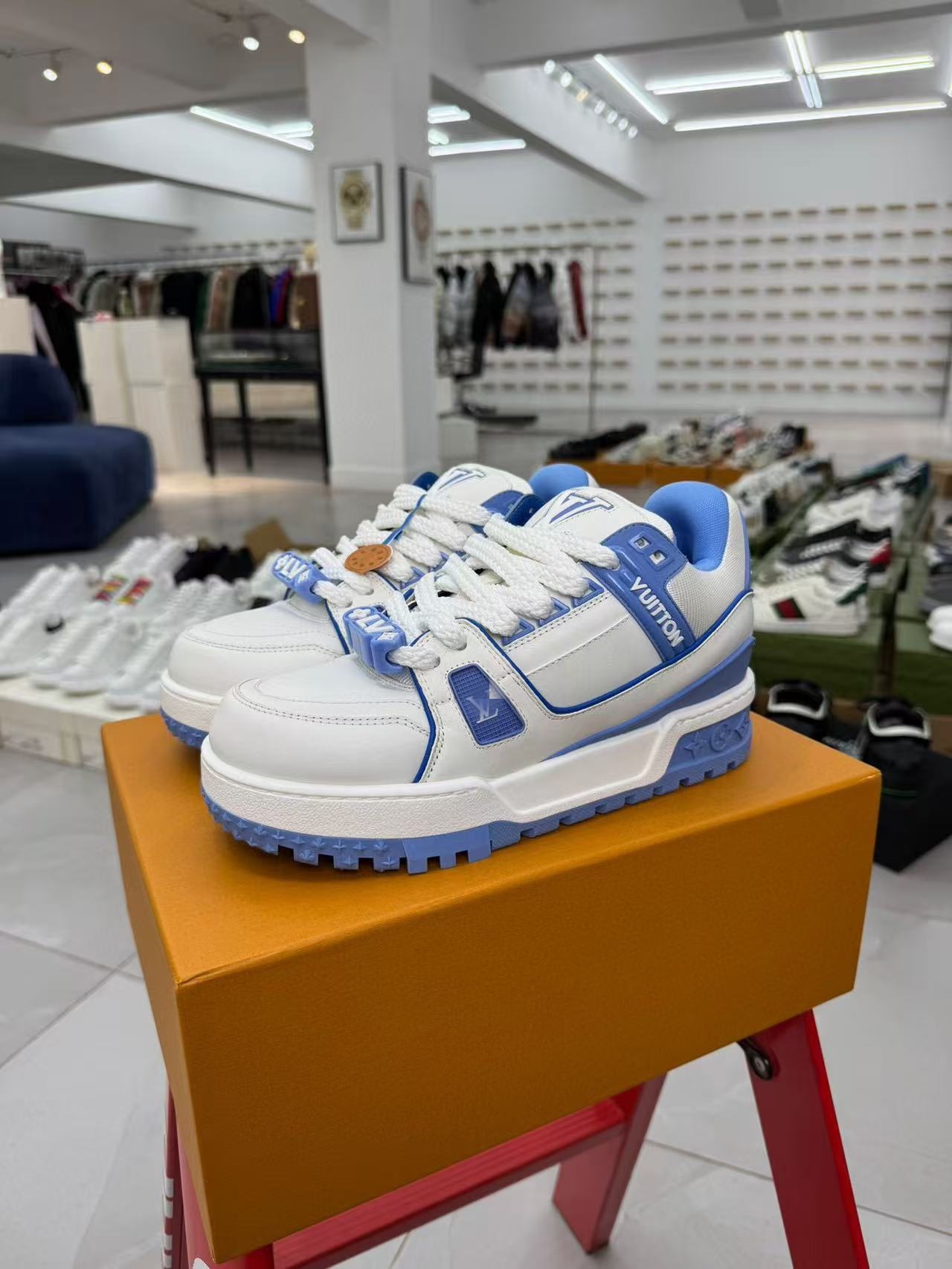 Consult customer service to see real shots 6