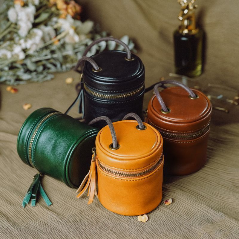 New 2025 Single-Shoulder Crossbody Key Pouch Trendy Niche Jewelry Bracelet Bag Wallet Storage Bag Shoulder Bag