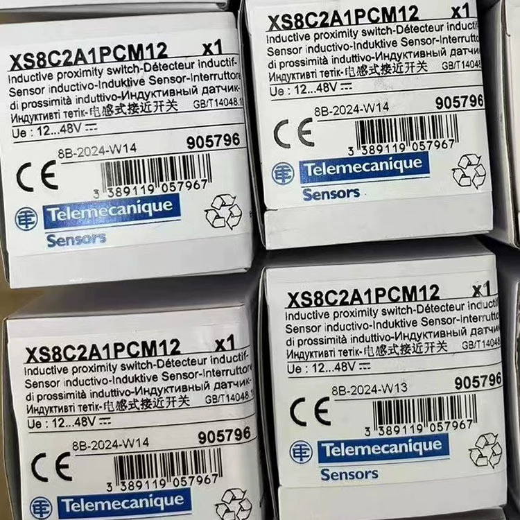 XS8C2A1PCM12/XS8C2A1DAM12 Шнайдер/Детлермеко Индуктивный переключатель приближения Оригинальный