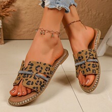 �羳�W����aˮ荱��y�⴩Ů��Ь���R�d�F؛�ļ��¿�ƽ�כ���ЬŮ