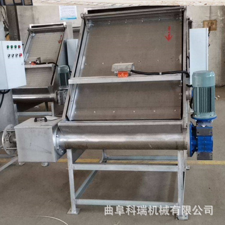科瑞斜筛式固液分离机 屠宰场污水干湿脱水机 猪场牛粪螺旋挤干机