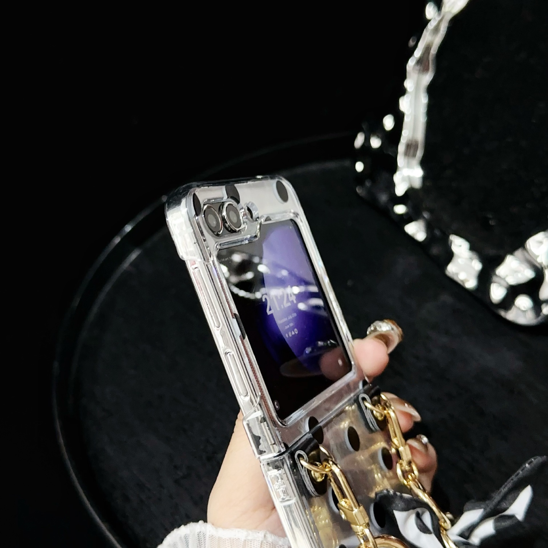 Transparent Polo Dot Feather Yarn for Samsung Galaxy Z Flip5 Phone Case Zflip3/4 Folding Screen Saver Sheath_voghion.com