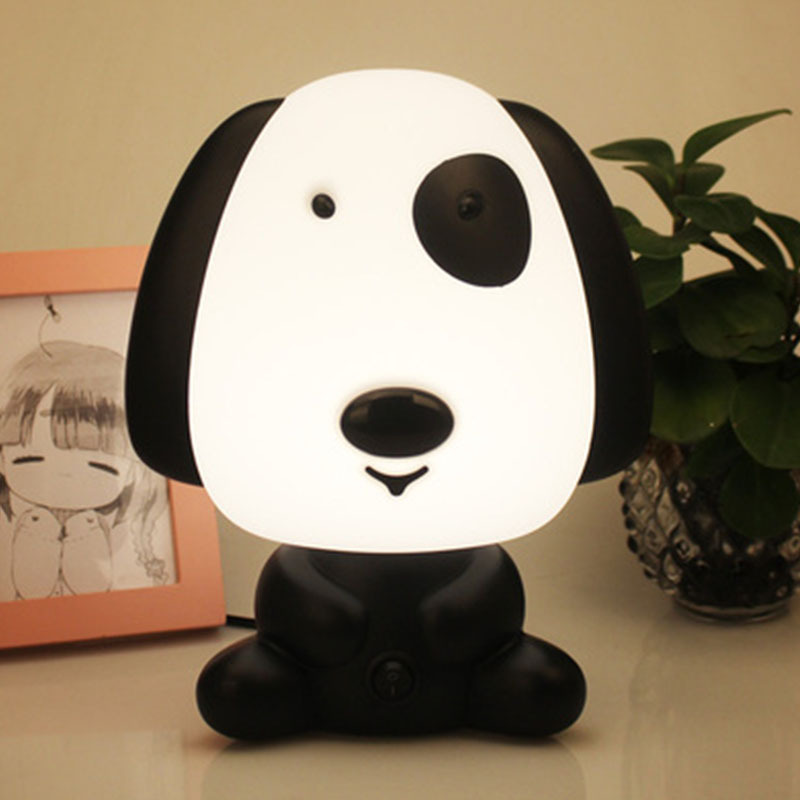 Lámpara de escritorio roja en línea dibujos animados creativos lindos ahorro de energía lámpara de escritorio regalo panda dormitorio enchufable cabezal de cama lámpara de noche