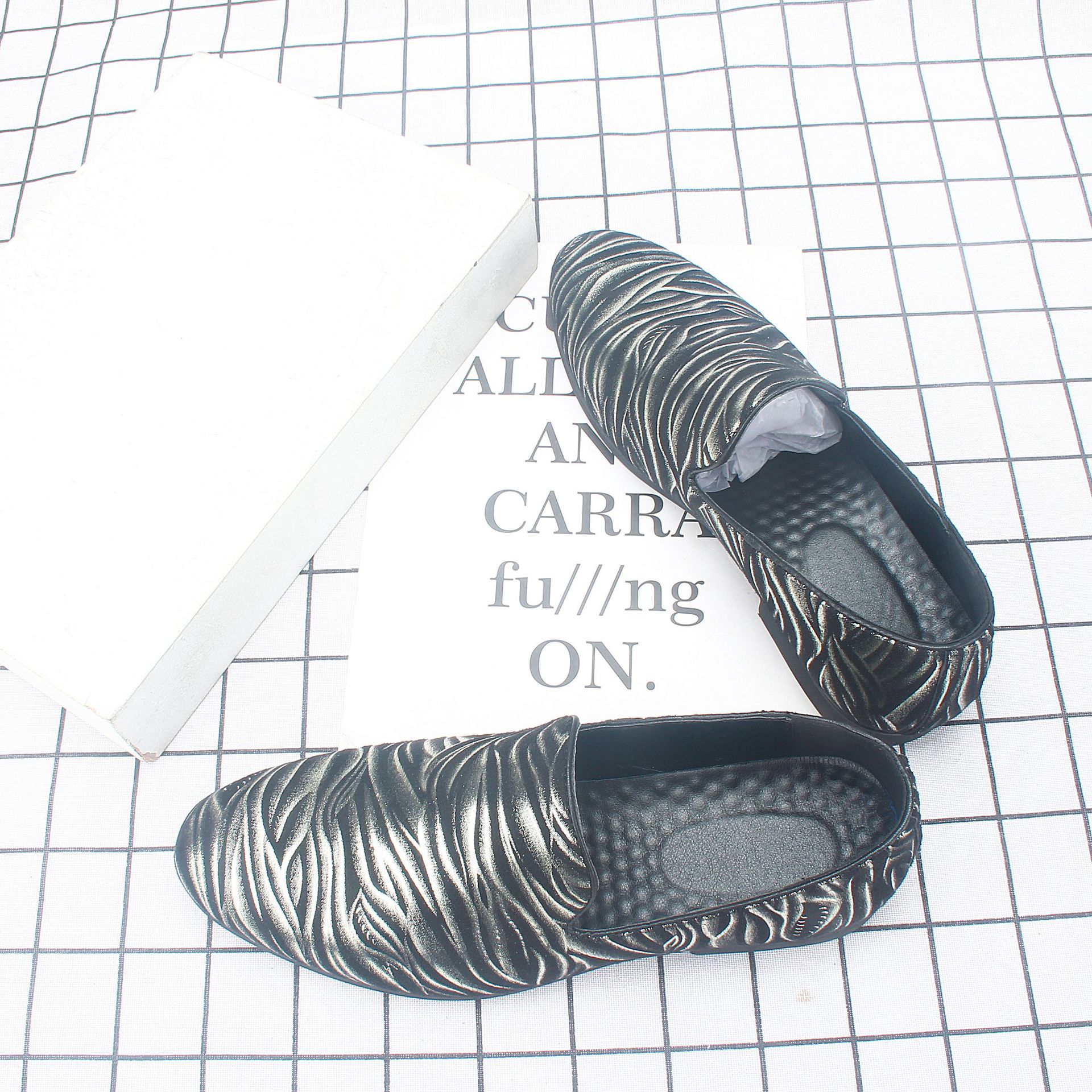 �ָ�Ь�ж���Ӣ����������һ�ŵ�ƤЬ���귢��ʦ��װ��Ь7971