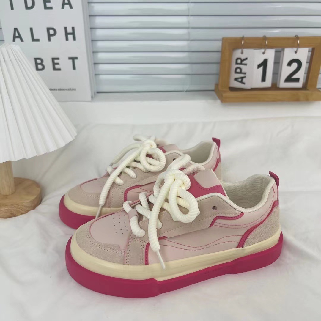 9968 más el tamaño de los zapatos de las mujeres nuevos zapatos de cuero blanco de las mujeres versátiles dopamina zapatos casuales de mayor tamaño 39-44