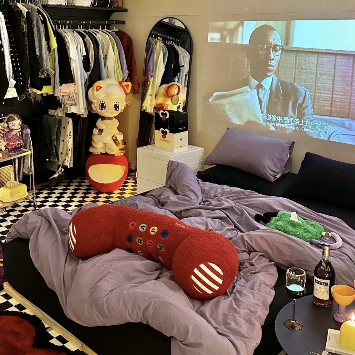 Длинная подушка, красная кукла, плюшевый подарок на день рождения, декоративные украшения, высококачественный телефон в одном стиле, подушка для дивана Чжан Юань