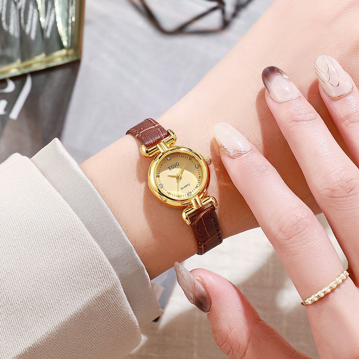 Imitation Leather Strap Material Watch Classification Pointer Display Type Casual Solid Color Buckle Quartz Watch Women's Watches