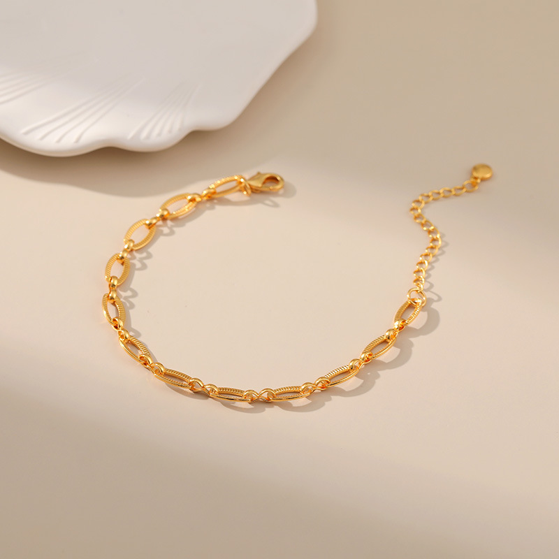 Simple Style Oval Solid Color Copper Plating Hollow Out Bracelets 1 Piece