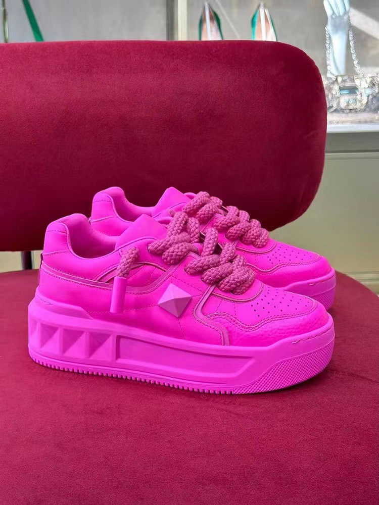 Rose red