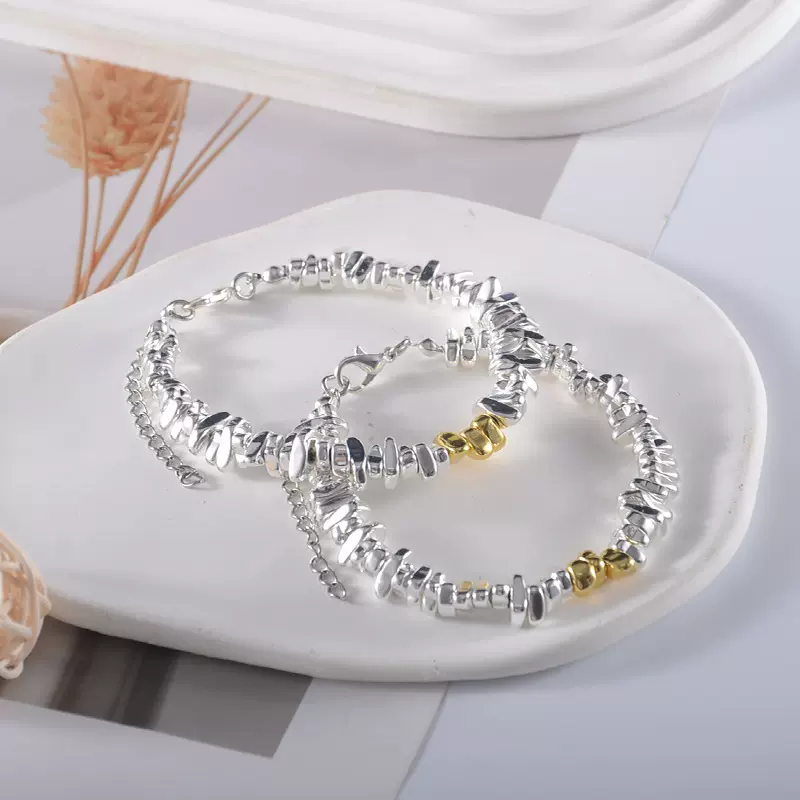 2025新款高颜值防静电精致手链手饰轻奢小众碎银子奶酪圆形手串饰