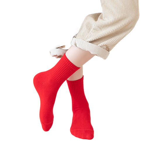 Children's socks autumn and winter mid-tube cotton socks students middle children young spring autumn solid color boys and girls children red