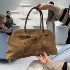 2025欧美高品质Miu家意大利麂绒皮托特包复古大容量通勤单肩包女