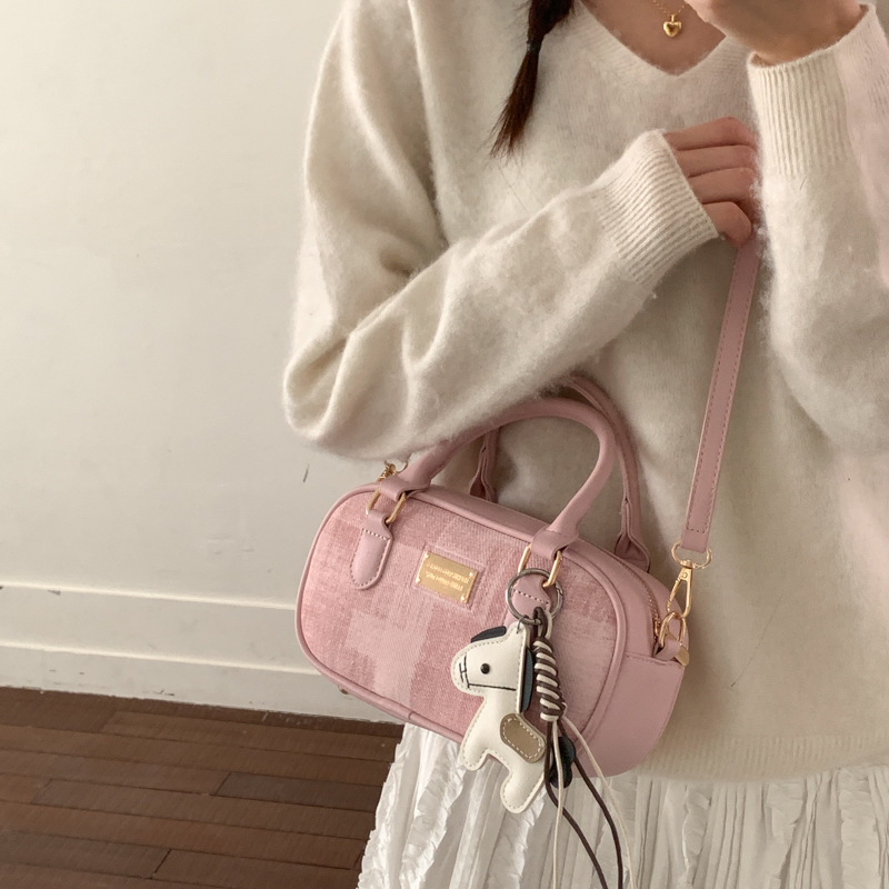 Nicho de diseño de bolso de mano Boston 2026 nuevo bolso de mujer simple sensación diaria de moda bolso de viaje image 5