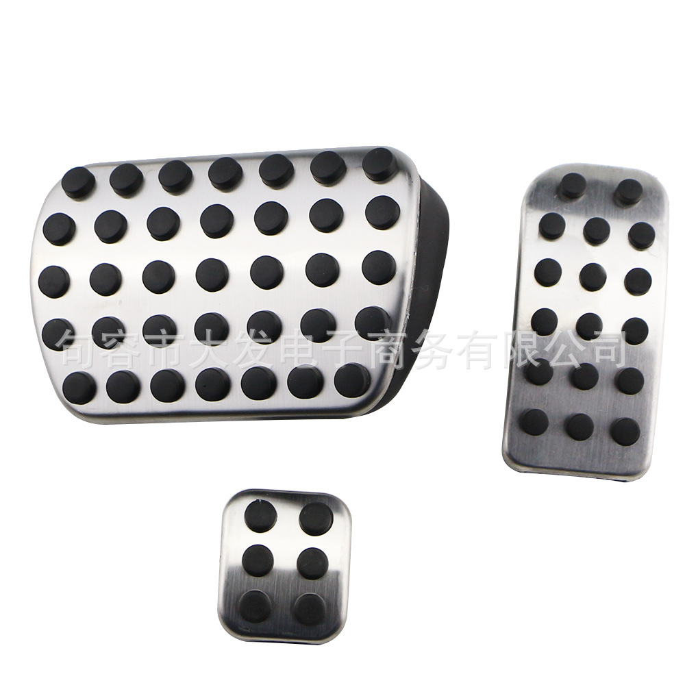 In-Stock Supply of Original-Style No-Drill Metal Brake and Accelerator Pedals Suitable for Mercedes-Benz Vito 11-16