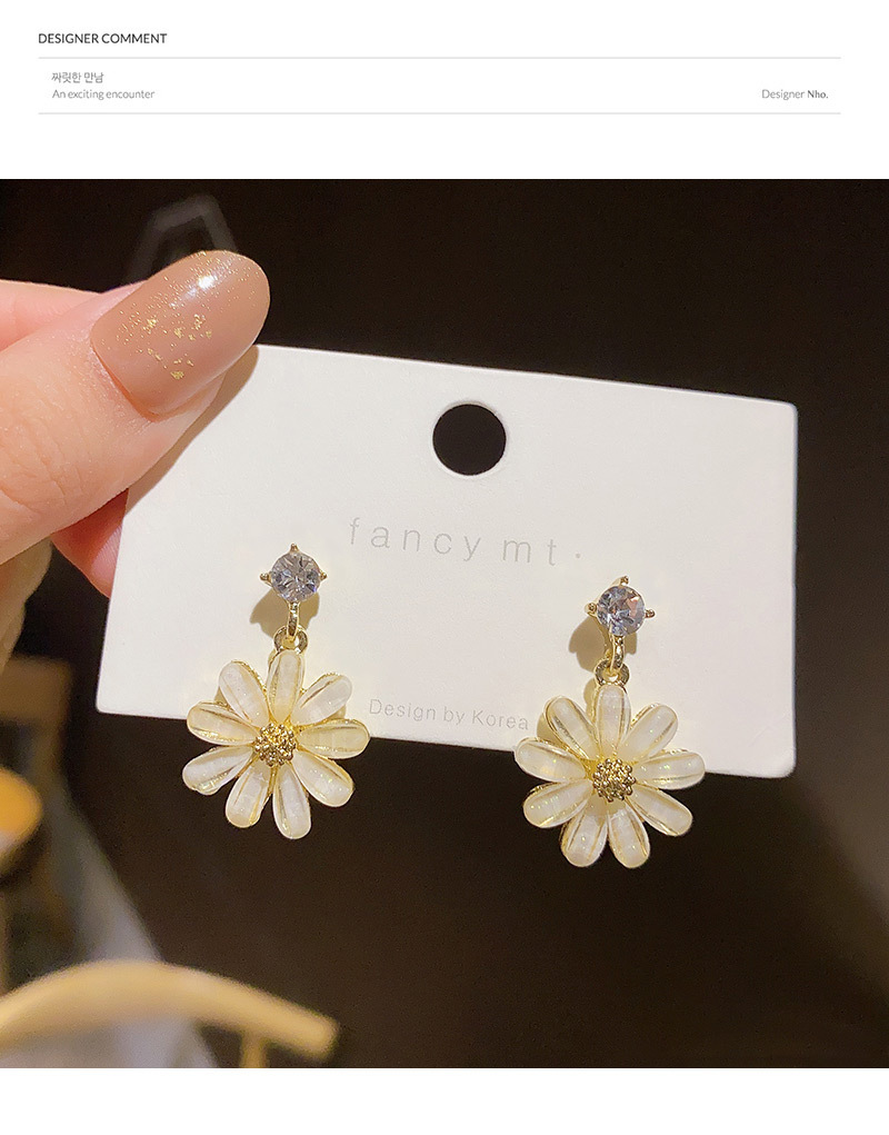 Elegant Flower Copper Plating Drop Earrings 1 Pair