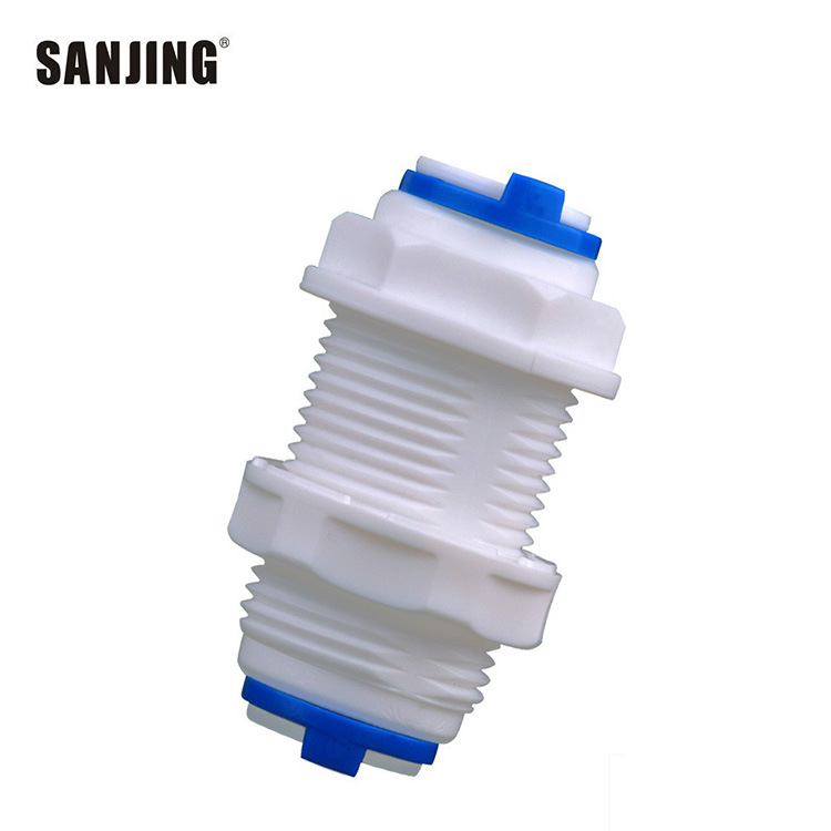 Comercio al por mayor tipo de caja purificador de agua especial de tres puntos conector de partición tanque de agua de 3-vuelta 2-a través de la placa de enchufe rápido recto-a través