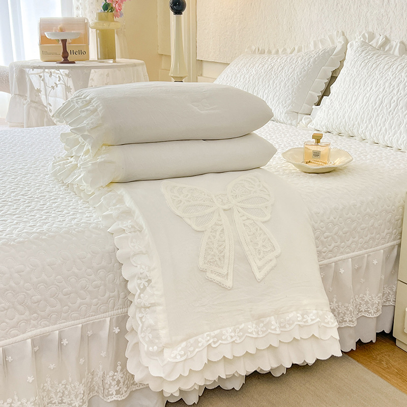 Lace Bedding Set With Bowknot Detail Soft Washed Cotton Bed Linen_voghion.com
