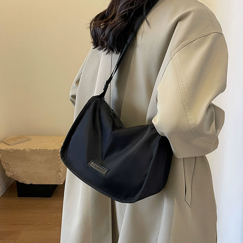 Новая ретро-сумка через плечо, простая легкая пригородная маленькая квадратная сумка, мужская и женская сумка-мессенджер для верховой езды на открытом воздухе оптом