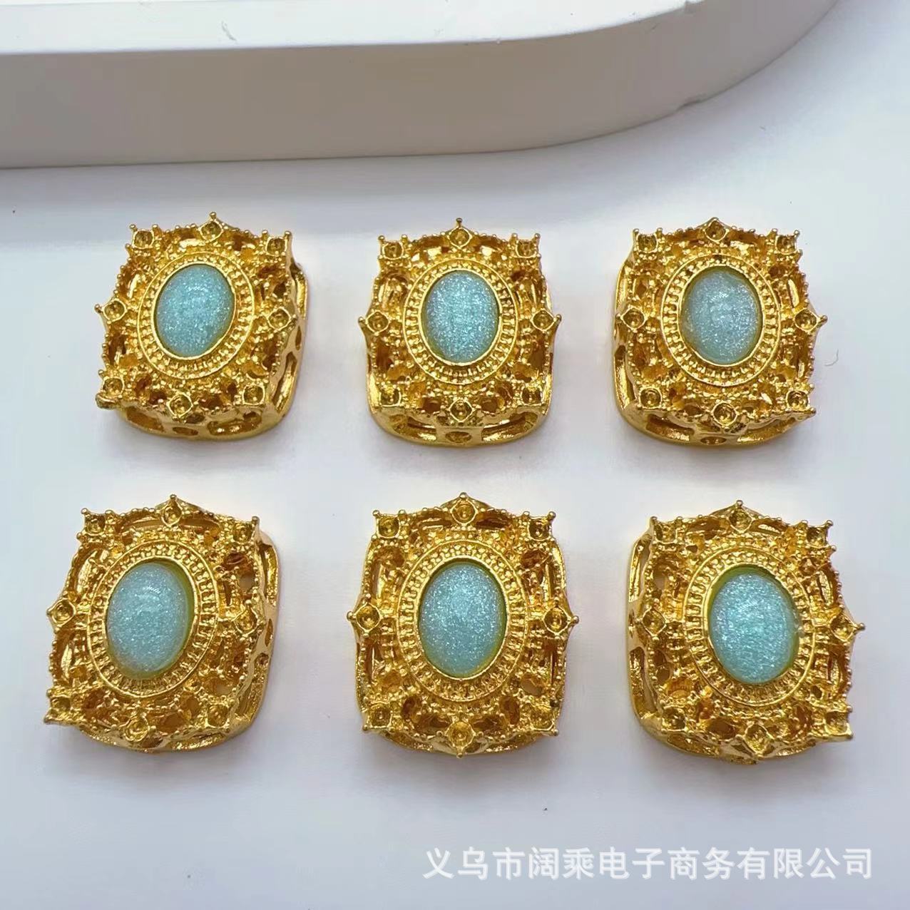 ダイヤモンドの長い方の大きい魔の箱の多い八穴のジルコニウムのdiyの手作りのビーズのブレスレットのネックレスの合金のアクセサリーのビーズの部品