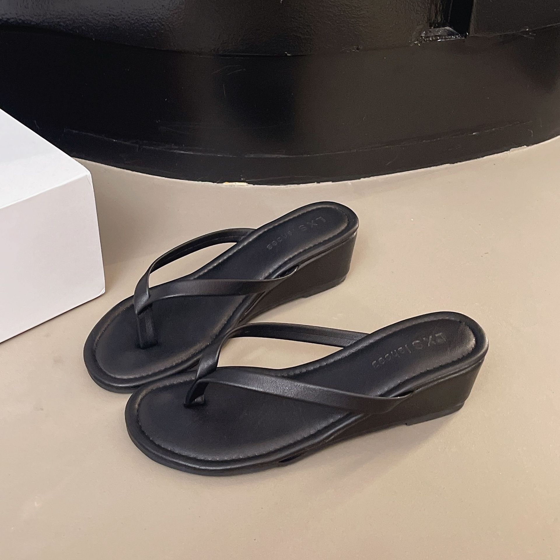 블랙 힐 높이 6cm