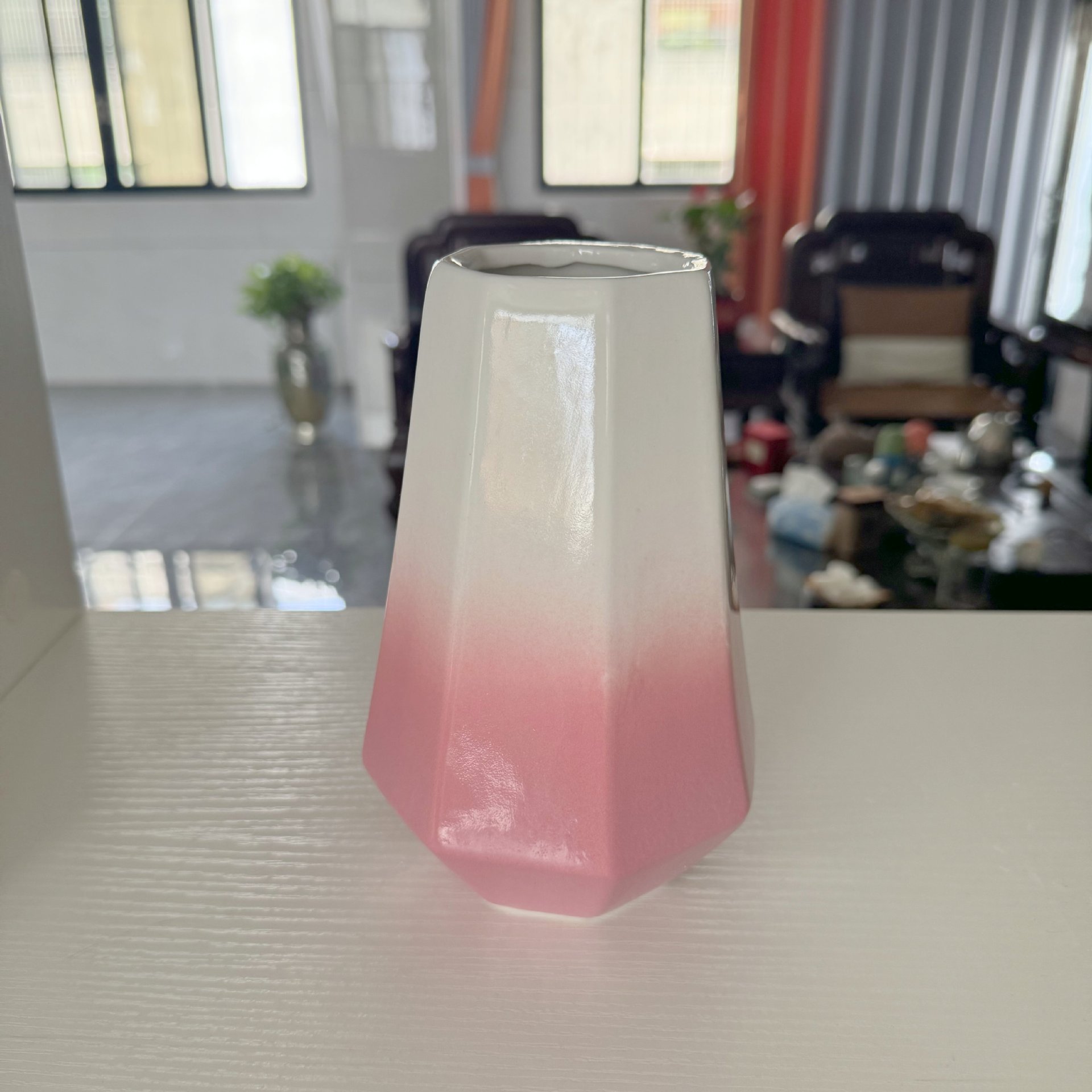 분홍색