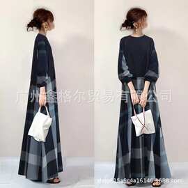 现货2025春秋新款女装圆领纽扣拼格纹长款休闲连衣裙