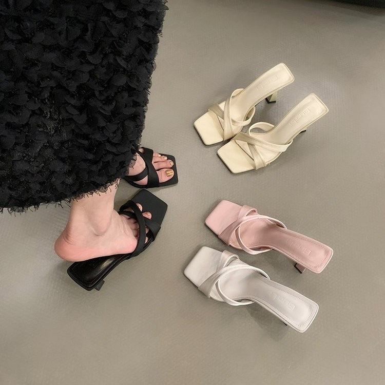 2026 Summer New Style Cross-Strap Fashionable Versatile Mid-Heel Open-Toe Square-Toe Stiletto French High-Heeled Sandals