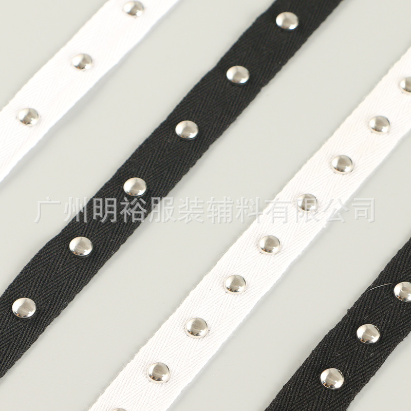 Manufacturer Wholesale Metal Nails, Webbing, Clothing Accessories, Claw Nails, Rivets, Webbing, Clothing Accessories, Hitting Nails, Decorative Accessories