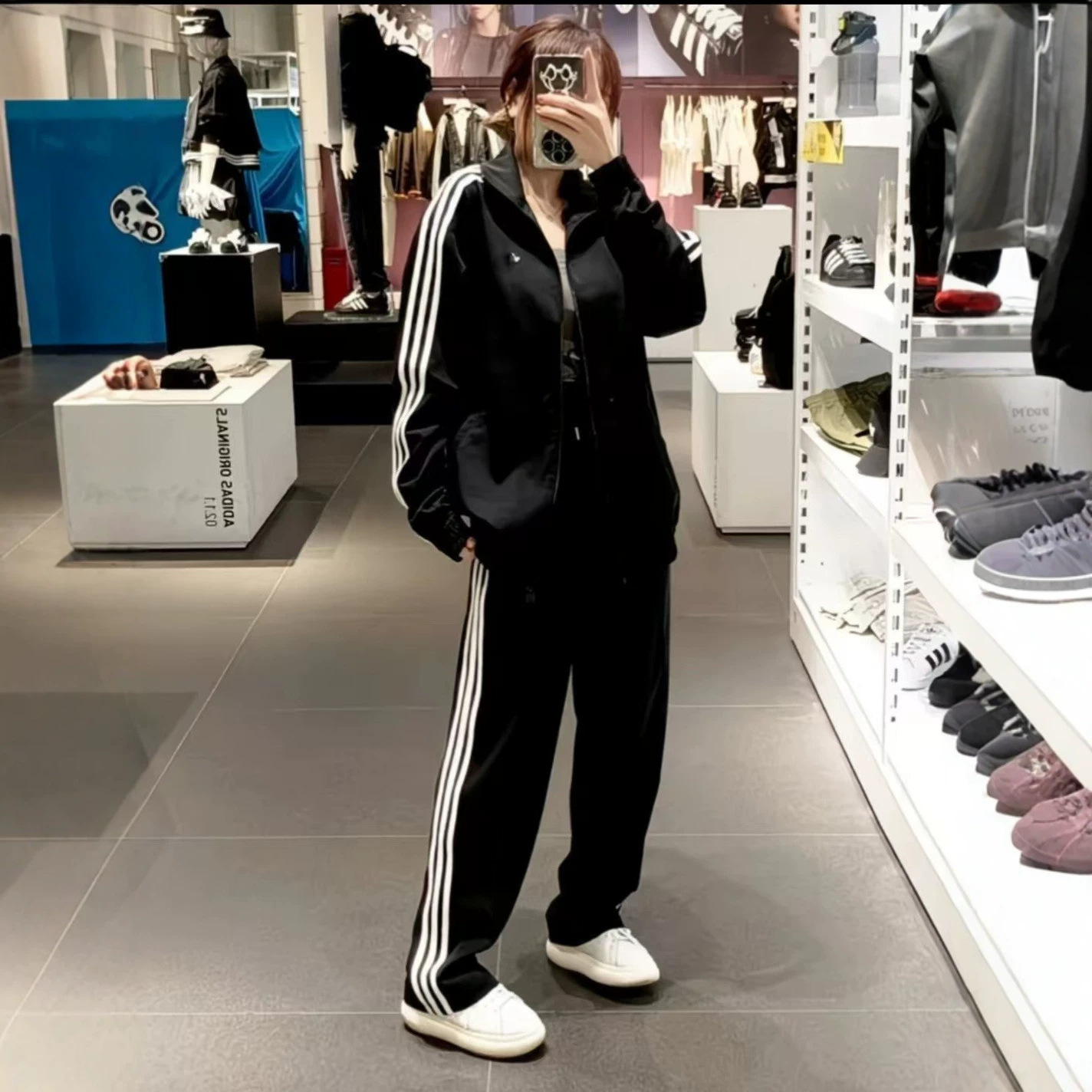 New cross-border loose casual sports suit for men and women, spring and autumn stand-up collar sports casual jacket and pants two-piece set New cross-border loose casual sports suit for men and women, spring and autumn stand-up collar sports casual jacket and pants two-piece set