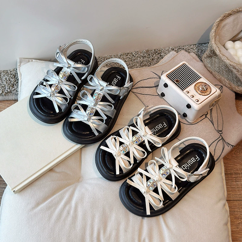 Детская обувь принцессы для девочек сандалии 2025 лето новая мода маленькая девочка бант пляжная обувь повседневная обувь