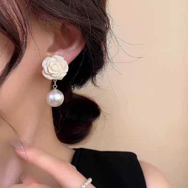 复古玫瑰花珍珠耳钉女轻奢小众设计高级感耳环2024新款耳钉耳饰